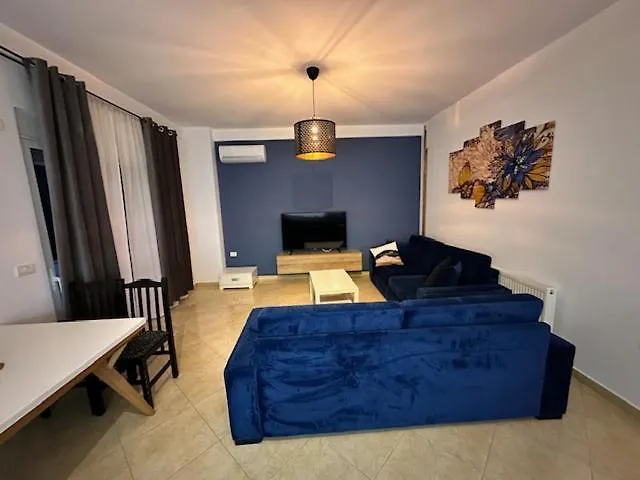 Deluxe Apartment Саранда